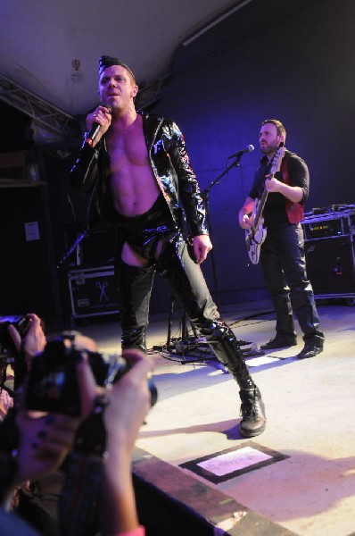 Scissor Sisters at Stubb's BarBQ, Austin, Texas April 3, 2011 - photo by je