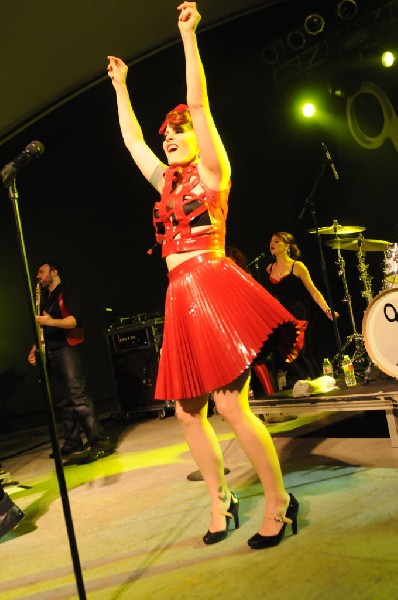 Scissor Sisters at Stubb's BarBQ, Austin, Texas April 3, 2011 - photo by je