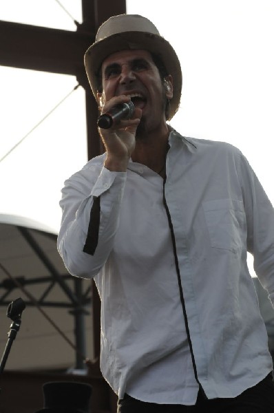 Serj Tankian at Ozzfest 2008, Pizza Hut Park, Frisco, Texas