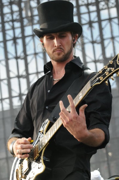 Serj Tankian at Ozzfest 2008, Pizza Hut Park, Frisco, Texas