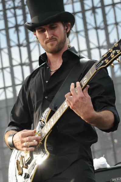 Serj Tankian at Ozzfest 2008, Pizza Hut Park, Frisco, Texas
