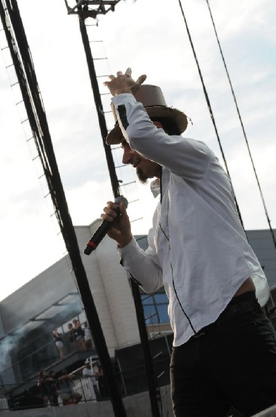 Serj Tankian at Ozzfest 2008, Pizza Hut Park, Frisco, Texas