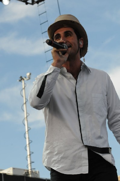 Serj Tankian at Ozzfest 2008, Pizza Hut Park, Frisco, Texas