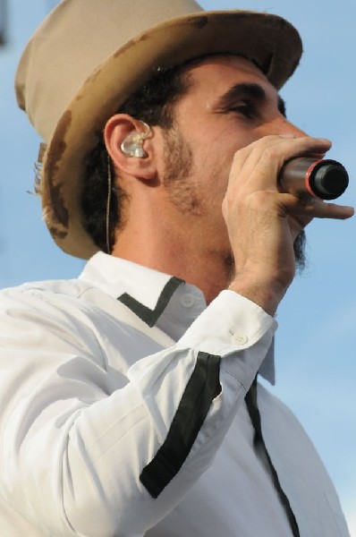 Serj Tankian at Ozzfest 2008, Pizza Hut Park, Frisco, Texas
