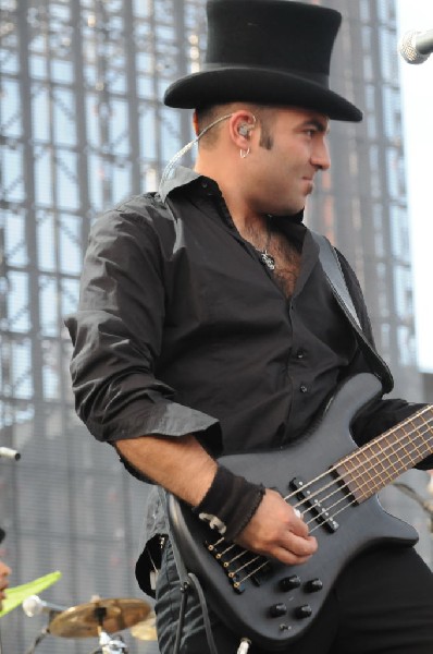 Serj Tankian at Ozzfest 2008, Pizza Hut Park, Frisco, Texas