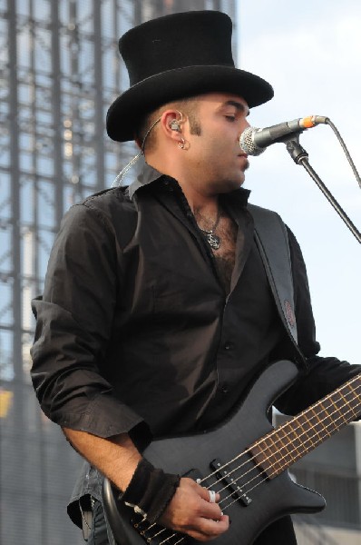 Serj Tankian at Ozzfest 2008, Pizza Hut Park, Frisco, Texas