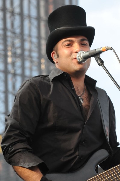 Serj Tankian at Ozzfest 2008, Pizza Hut Park, Frisco, Texas