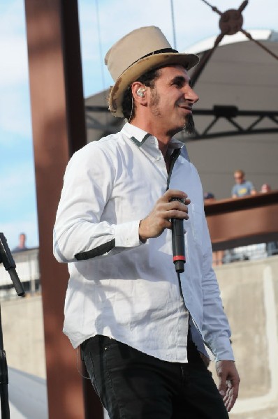 Serj Tankian at Ozzfest 2008, Pizza Hut Park, Frisco, Texas