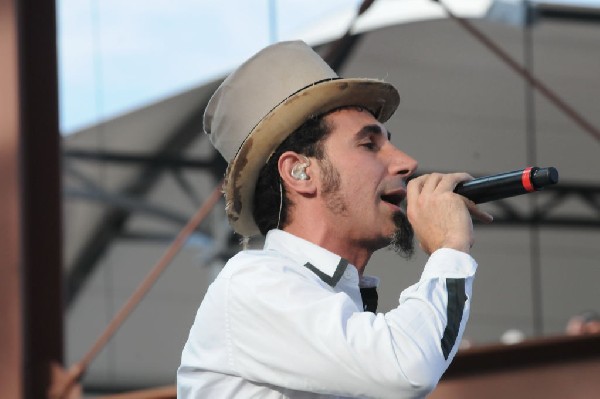 Serj Tankian at Ozzfest 2008, Pizza Hut Park, Frisco, Texas