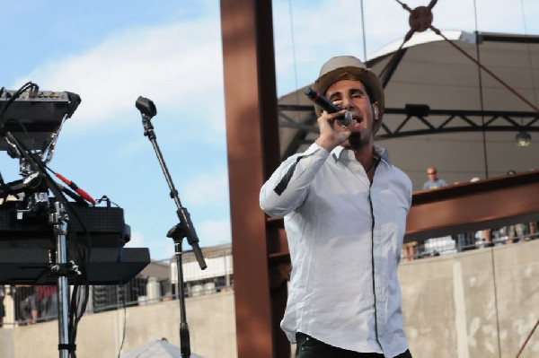 Serj Tankian at Ozzfest 2008, Pizza Hut Park, Frisco, Texas