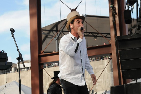 Serj Tankian at Ozzfest 2008, Pizza Hut Park, Frisco, Texas