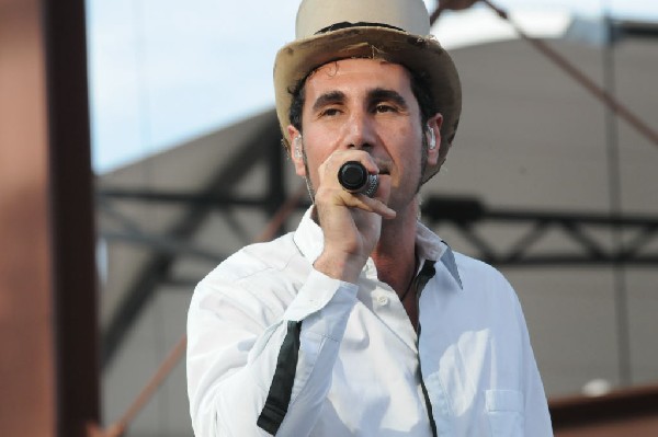 Serj Tankian at Ozzfest 2008, Pizza Hut Park, Frisco, Texas