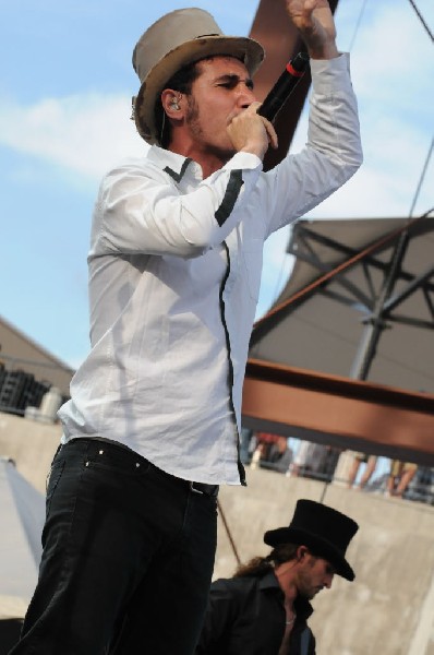 Serj Tankian at Ozzfest 2008, Pizza Hut Park, Frisco, Texas
