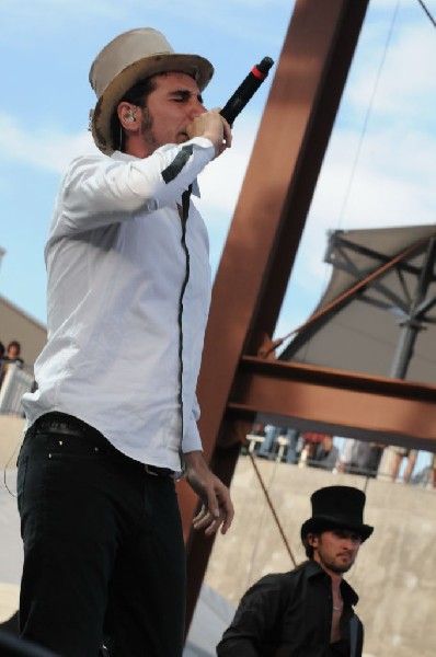 Serj Tankian at Ozzfest 2008, Pizza Hut Park, Frisco, Texas