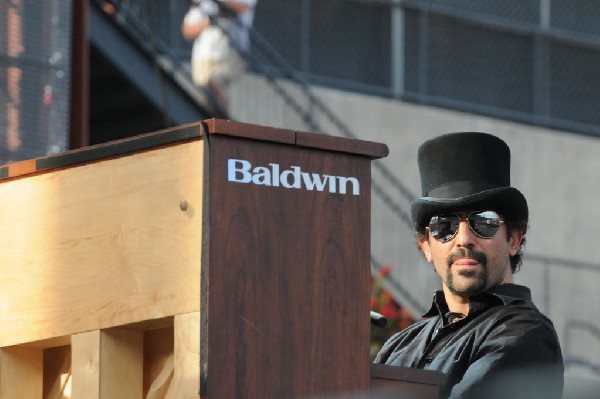 Serj Tankian at Ozzfest 2008, Pizza Hut Park, Frisco, Texas