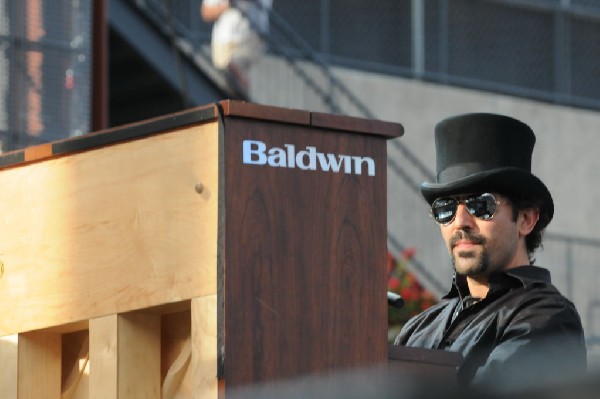 Serj Tankian at Ozzfest 2008, Pizza Hut Park, Frisco, Texas