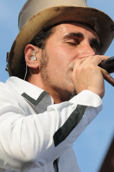 Serj Tankian at Ozzfest 2008, Pizza Hut Park, Frisco, Texas
