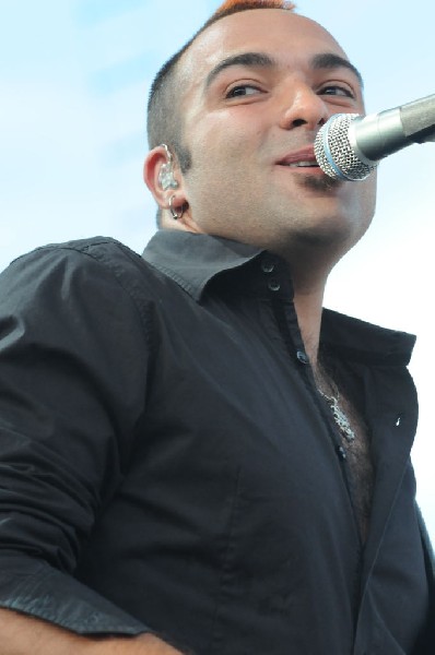 Serj Tankian at Ozzfest 2008, Pizza Hut Park, Frisco, Texas