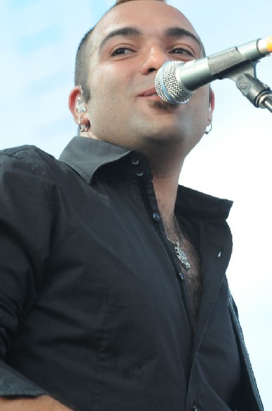 Serj Tankian at Ozzfest 2008, Pizza Hut Park, Frisco, Texas