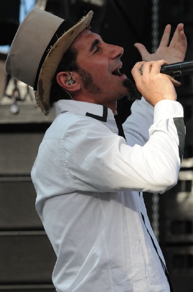 Serj Tankian at Ozzfest 2008, Pizza Hut Park, Frisco, Texas