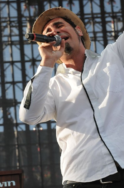 Serj Tankian at Ozzfest 2008, Pizza Hut Park, Frisco, Texas