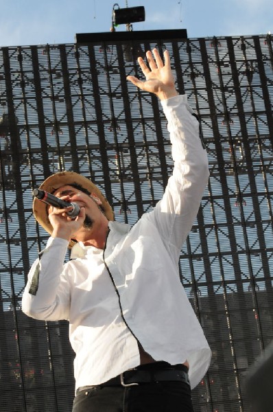 Serj Tankian at Ozzfest 2008, Pizza Hut Park, Frisco, Texas