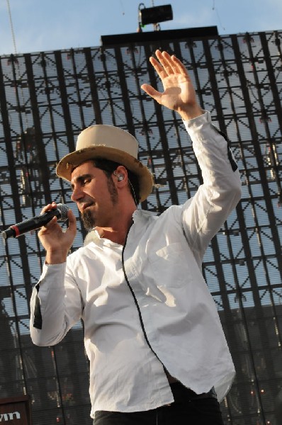 Serj Tankian at Ozzfest 2008, Pizza Hut Park, Frisco, Texas