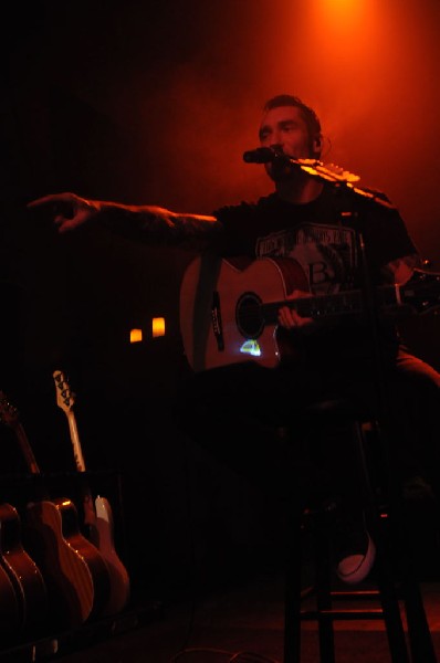 Sevendust acoustic set at Emo's in Austin, Texas 04/06/2014 - photo by Jeff