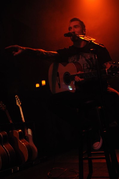 Sevendust acoustic set at Emo's in Austin, Texas 04/06/2014 - photo by Jeff