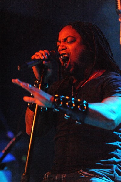 Sevendust acoustic set at Emo's in Austin, Texas 04/06/2014 - photo by Jeff