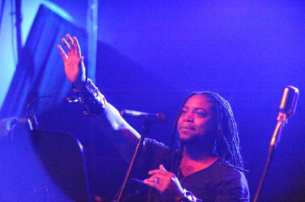 Sevendust acoustic set at Emo's in Austin, Texas 04/06/2014 - photo by Jeff