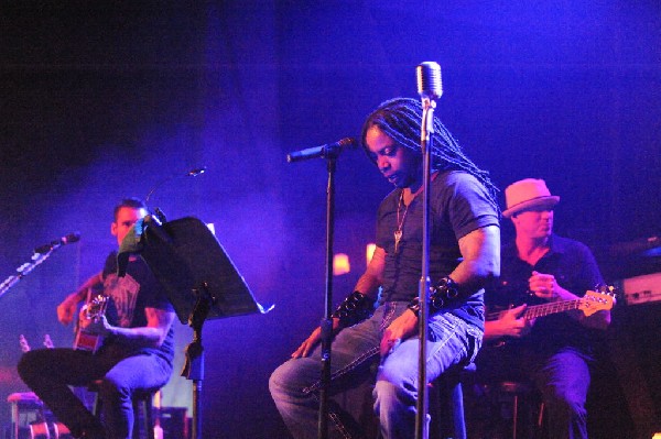 Sevendust acoustic set at Emo's in Austin, Texas 04/06/2014 - photo by Jeff