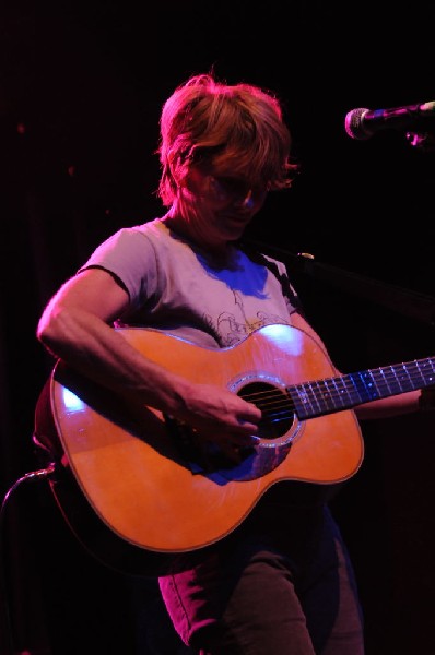 Shawn Colvin at the Help Austin Help Haiti Benefit, Austin Music Hall