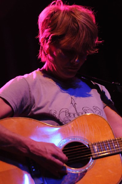 Shawn Colvin at the Help Austin Help Haiti Benefit, Austin Music Hall