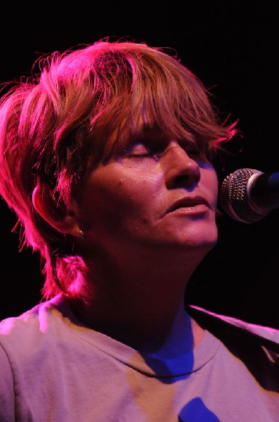 Shawn Colvin at the Help Austin Help Haiti Benefit, Austin Music Hall