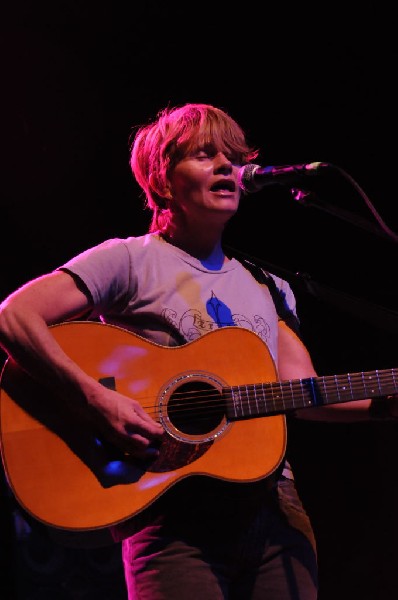 Shawn Colvin at the Help Austin Help Haiti Benefit, Austin Music Hall