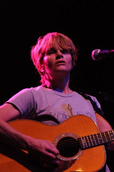 Shawn Colvin at the Help Austin Help Haiti Benefit, Austin Music Hall