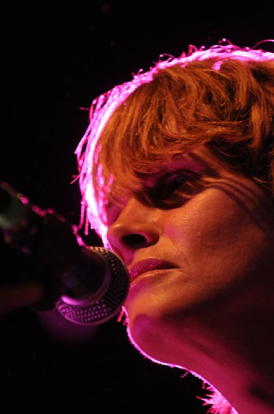 Shawn Colvin at the Help Austin Help Haiti Benefit, Austin Music Hall