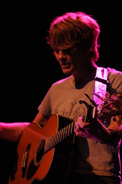 Shawn Colvin at the Help Austin Help Haiti Benefit, Austin Music Hall