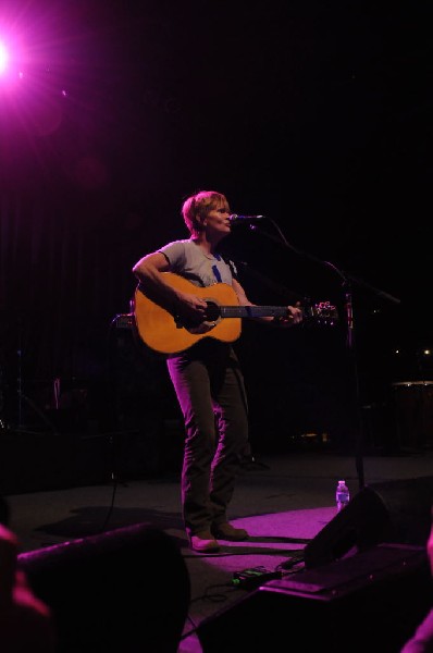 Shawn Colvin at the Help Austin Help Haiti Benefit, Austin Music Hall