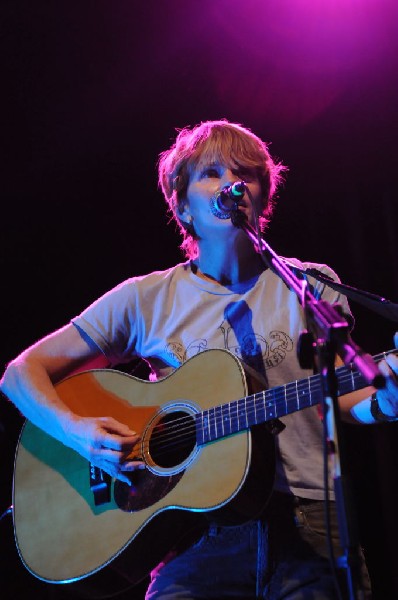 Shawn Colvin at the Help Austin Help Haiti Benefit, Austin Music Hall