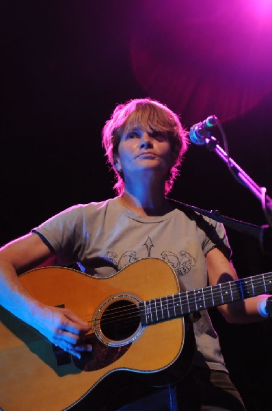 Shawn Colvin at the Help Austin Help Haiti Benefit, Austin Music Hall