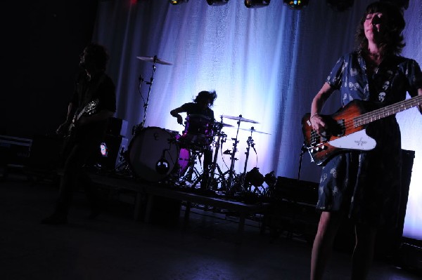 Silversun Pickups at Stubb's BarbQ, Austin, Texas 07/19/10