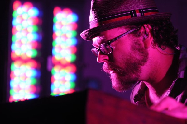 Silversun Pickups at Stubb's BarbQ, Austin, Texas 07/19/10