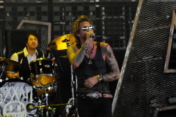 Sixx:A.M. at the Verizon Wireless Amphitheater, Selma, Texas