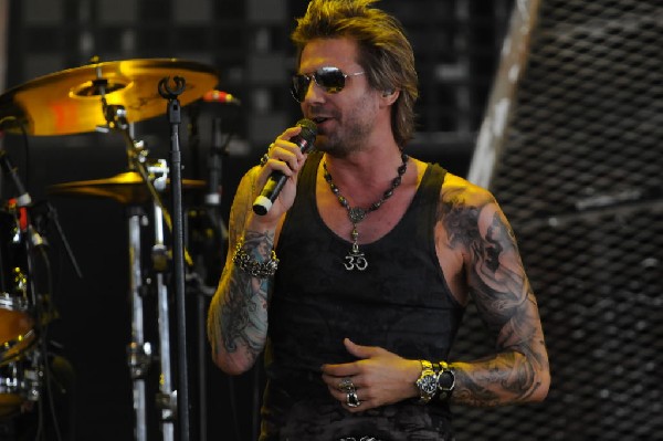 Sixx:A.M. at the Verizon Wireless Amphitheater, Selma, Texas