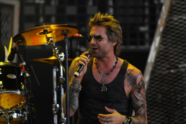 Sixx:A.M. at the Verizon Wireless Amphitheater, Selma, Texas