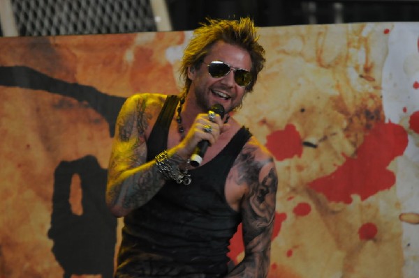 Sixx:A.M. at the Verizon Wireless Amphitheater, Selma, Texas