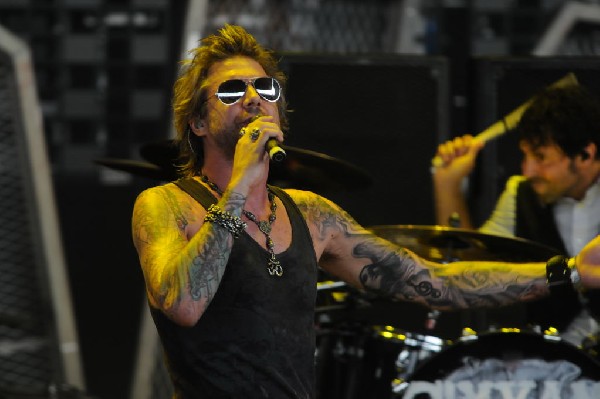 Sixx:A.M. at the Verizon Wireless Amphitheater, Selma, Texas