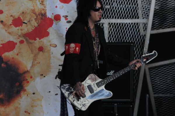 Sixx:A.M. at the Verizon Wireless Amphitheater, Selma, Texas